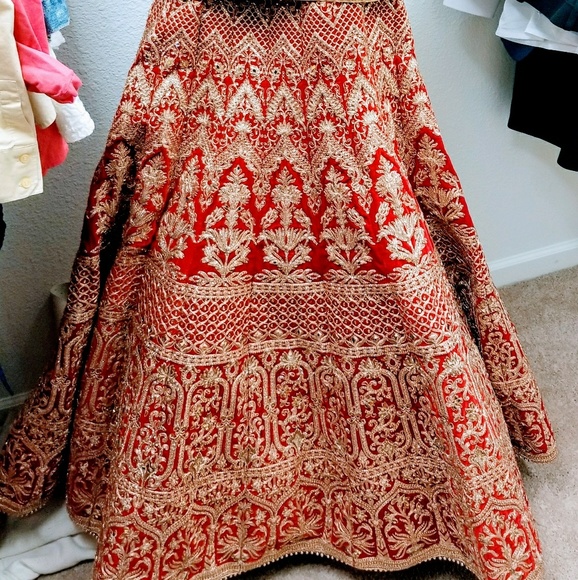 Bridal lehnga - Picture 2 of 2